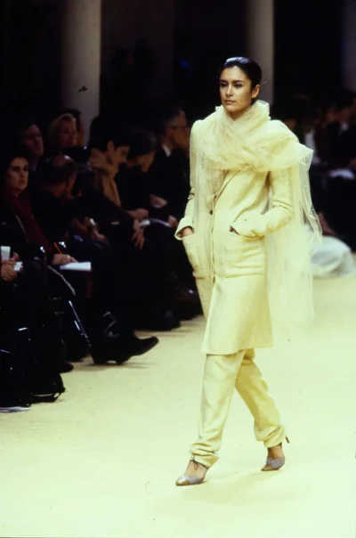 Look 10